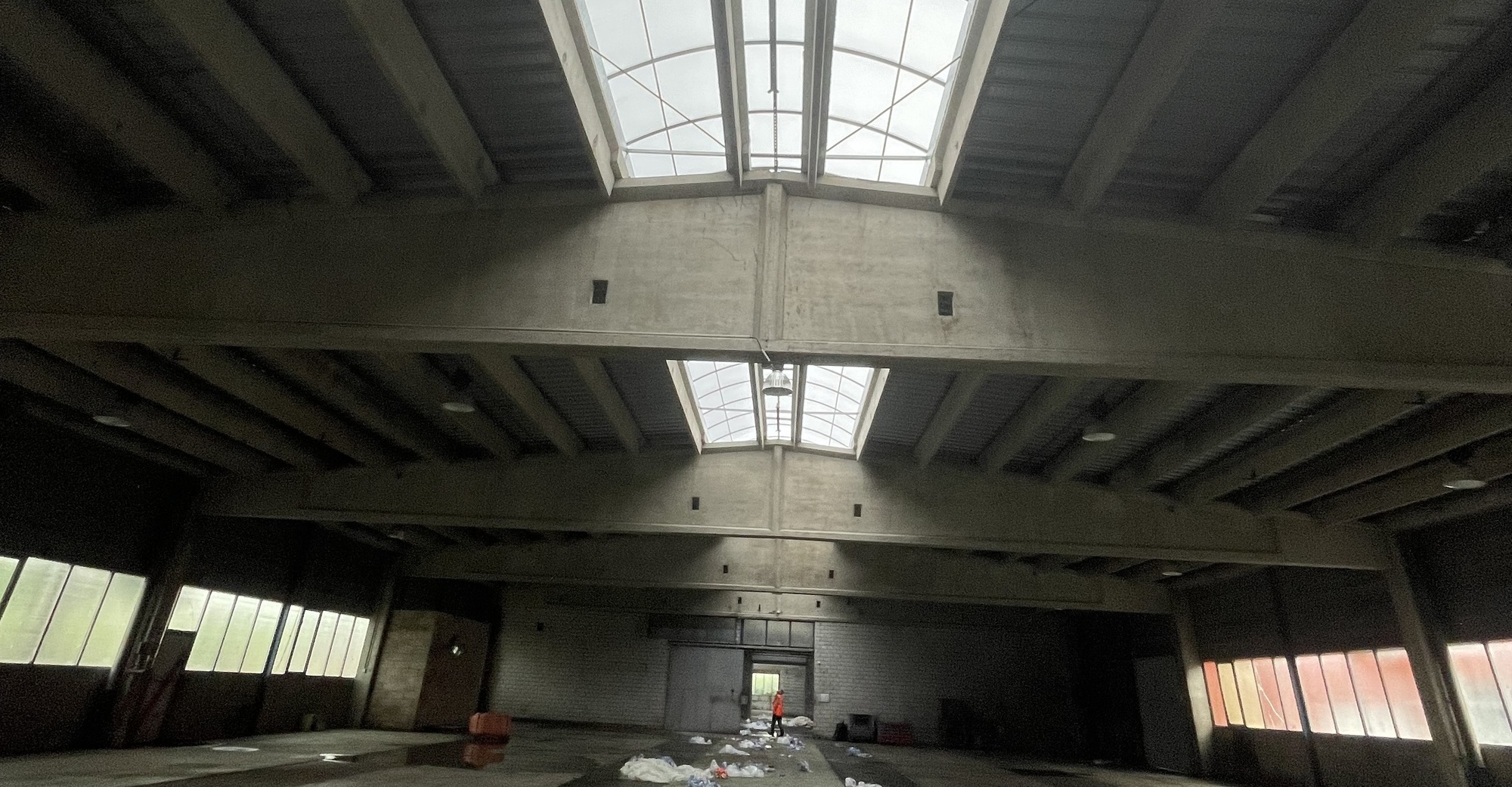 Désamiantage entrepôt